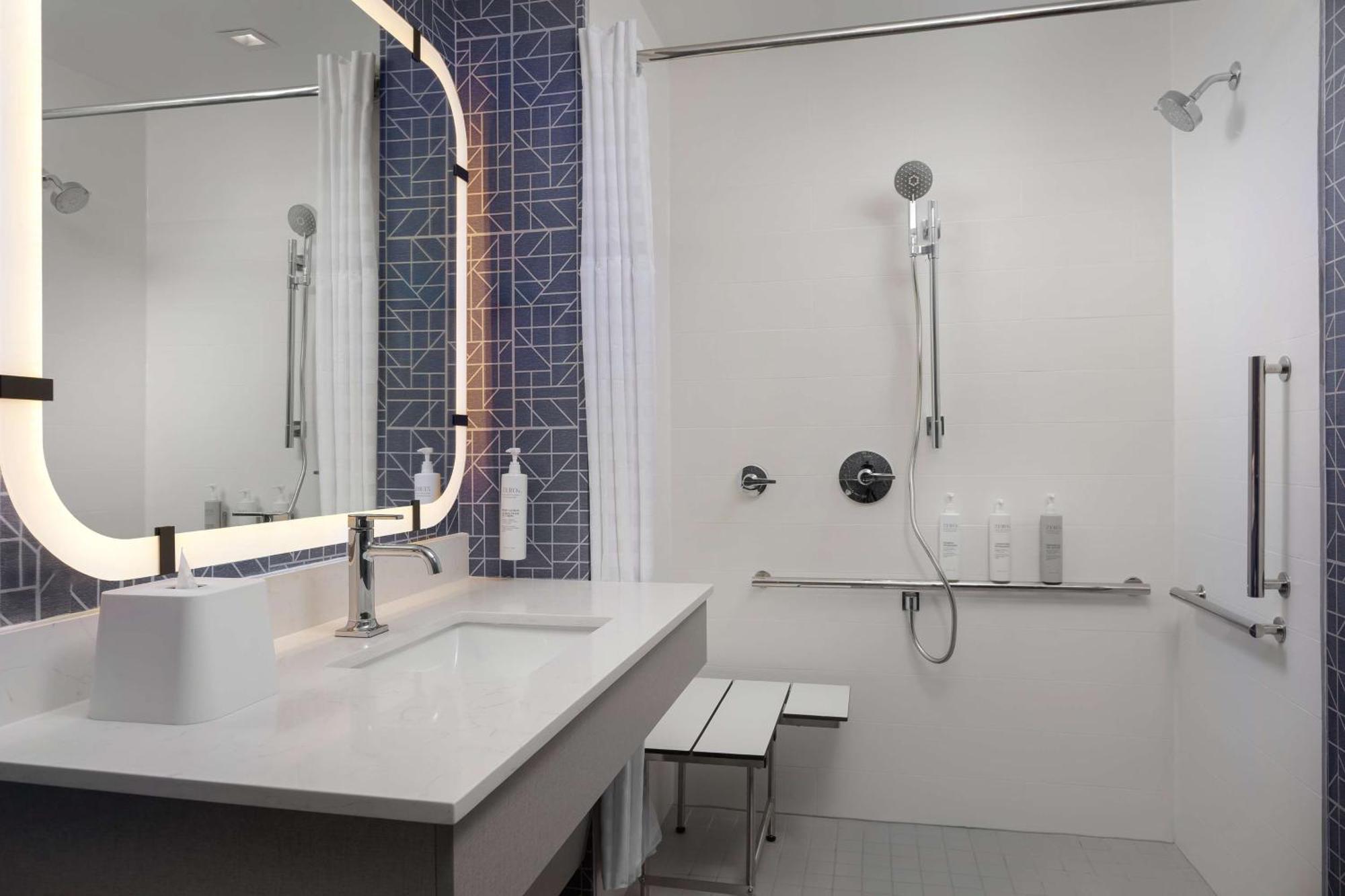 Homewood Suites By Hilton Newport Cincinnati Buitenkant foto
