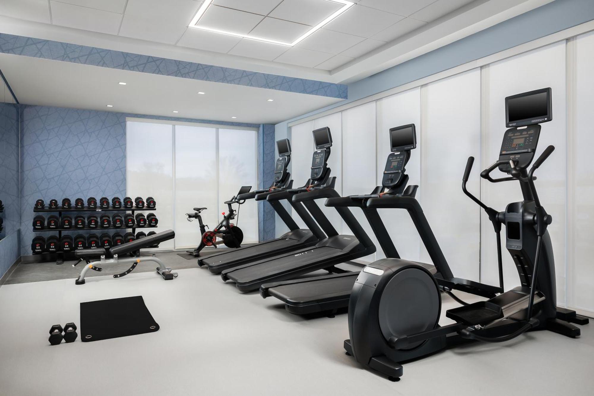 Homewood Suites By Hilton Newport Cincinnati Buitenkant foto